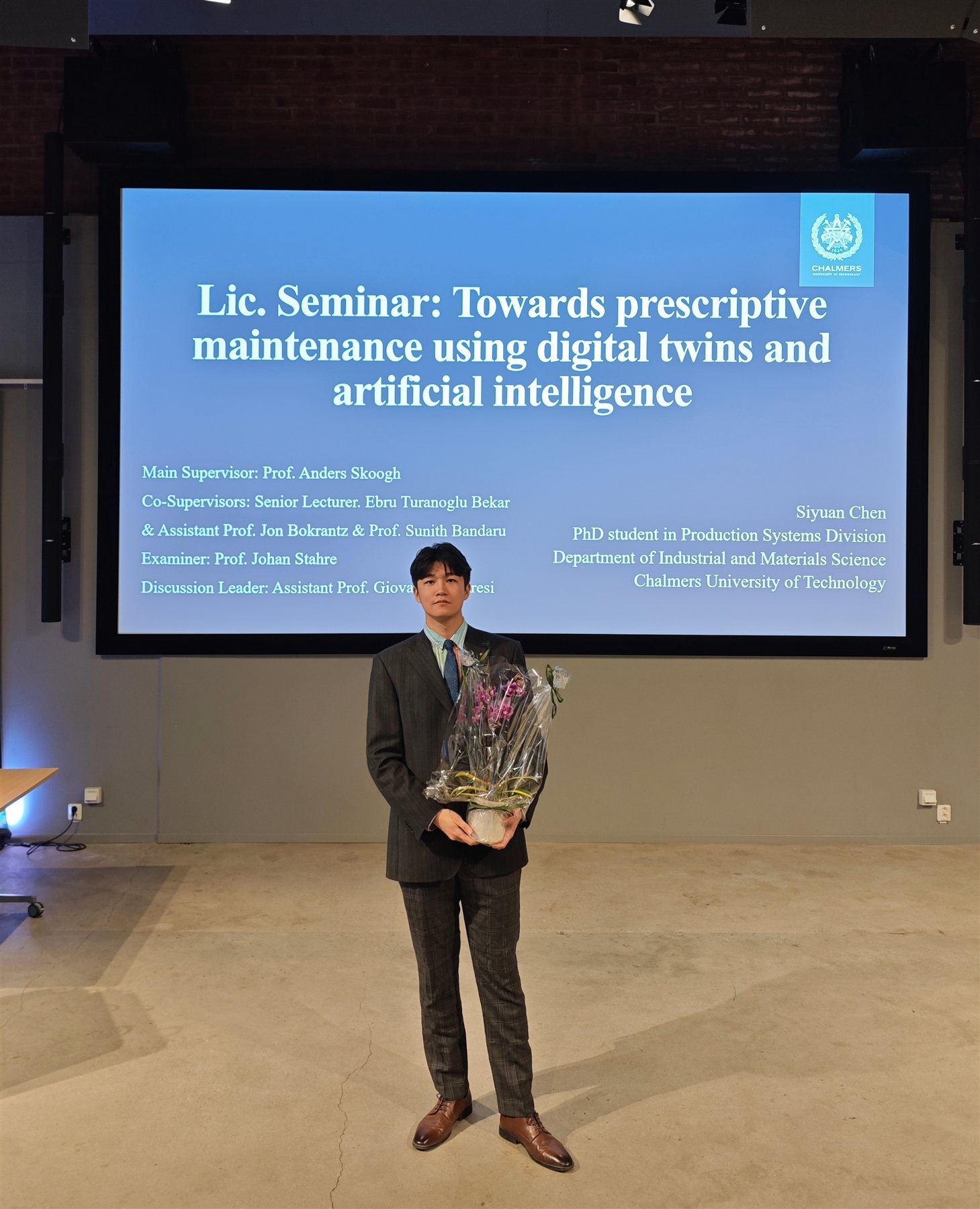 Siyuan after his licentiate defense